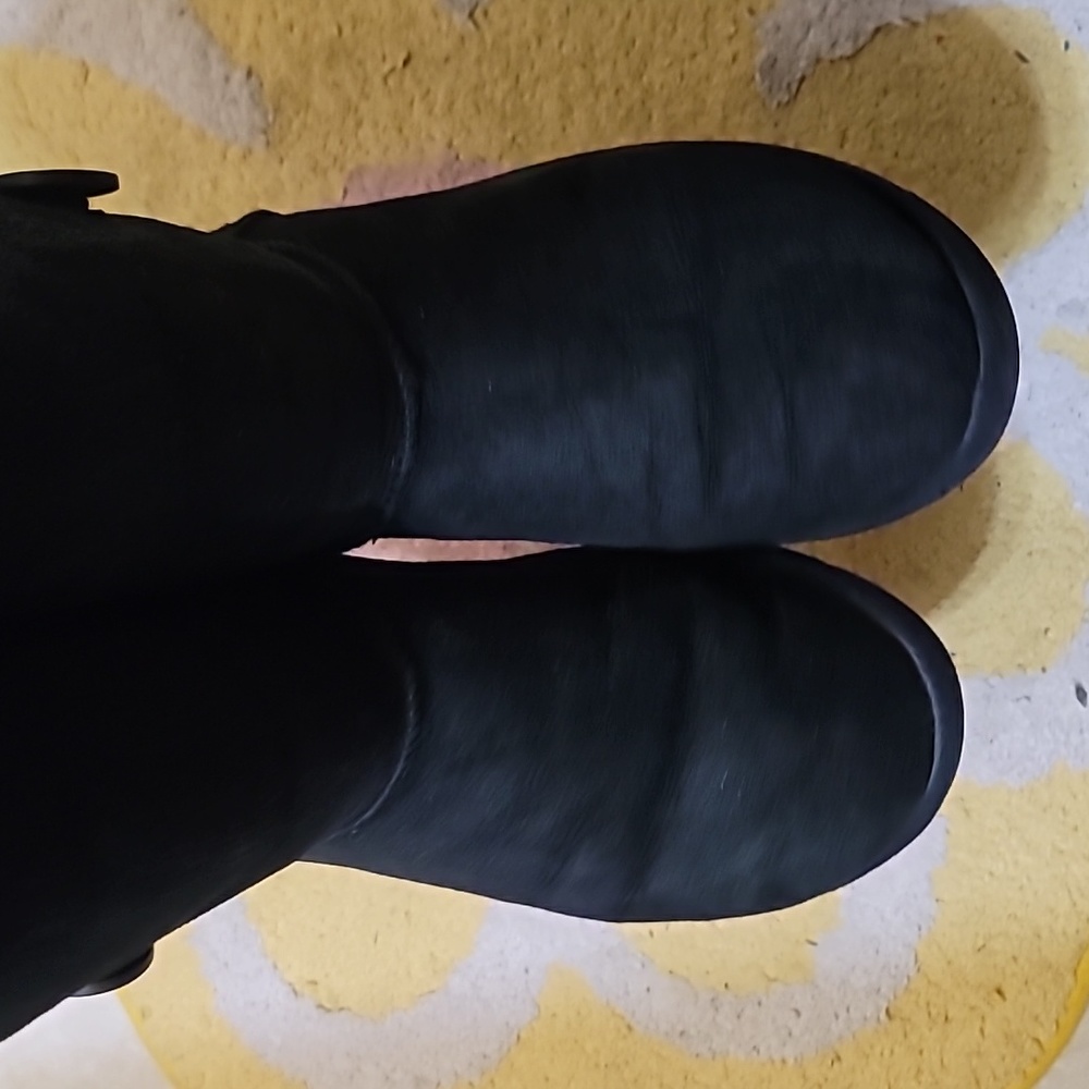 Ugg Bailey Three Button Mid Calf Boot Black Suede… - image 6